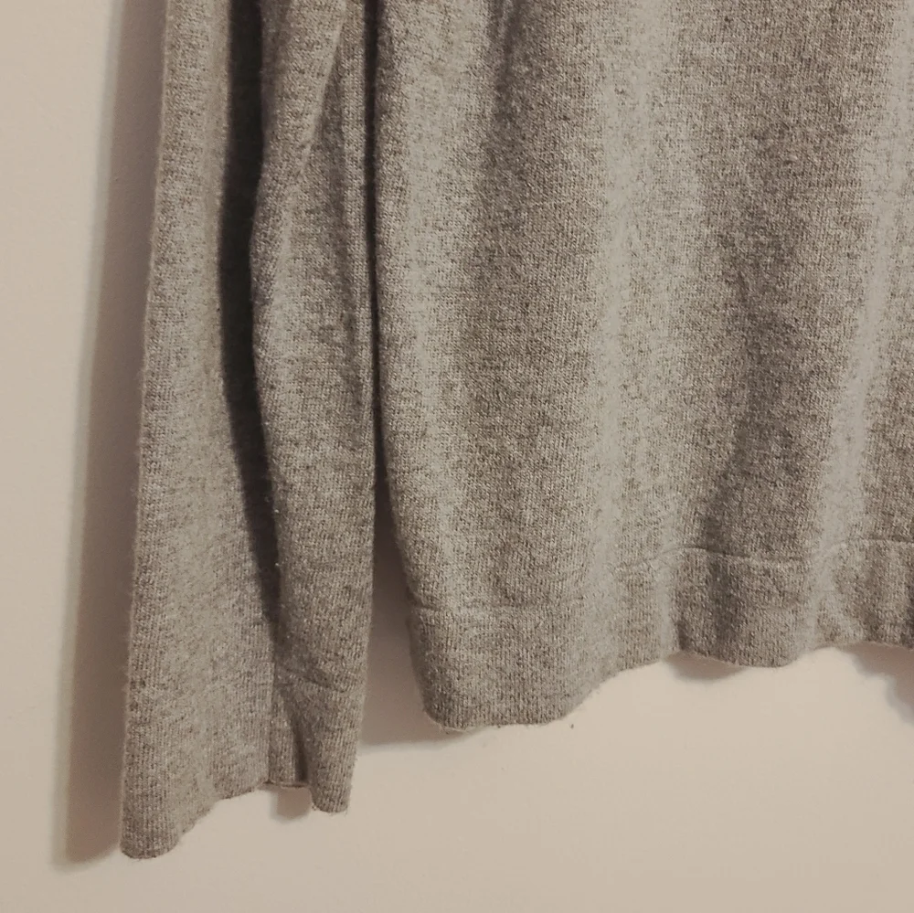 J. Crew Mercantile | Men's Gray Wool Blend Round Neck Sweater (Size Large)